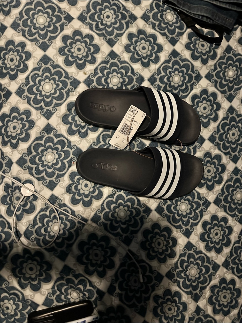 adidas Black Slide Sandals with White Stripes – Kids